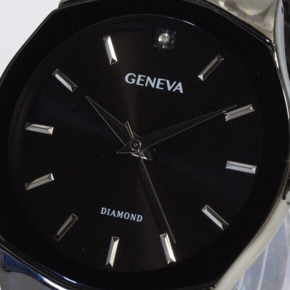 Geneva Men's Casual Watch Diamond At 12 Integrated Bracelet 42mm - Picture 12 of 13